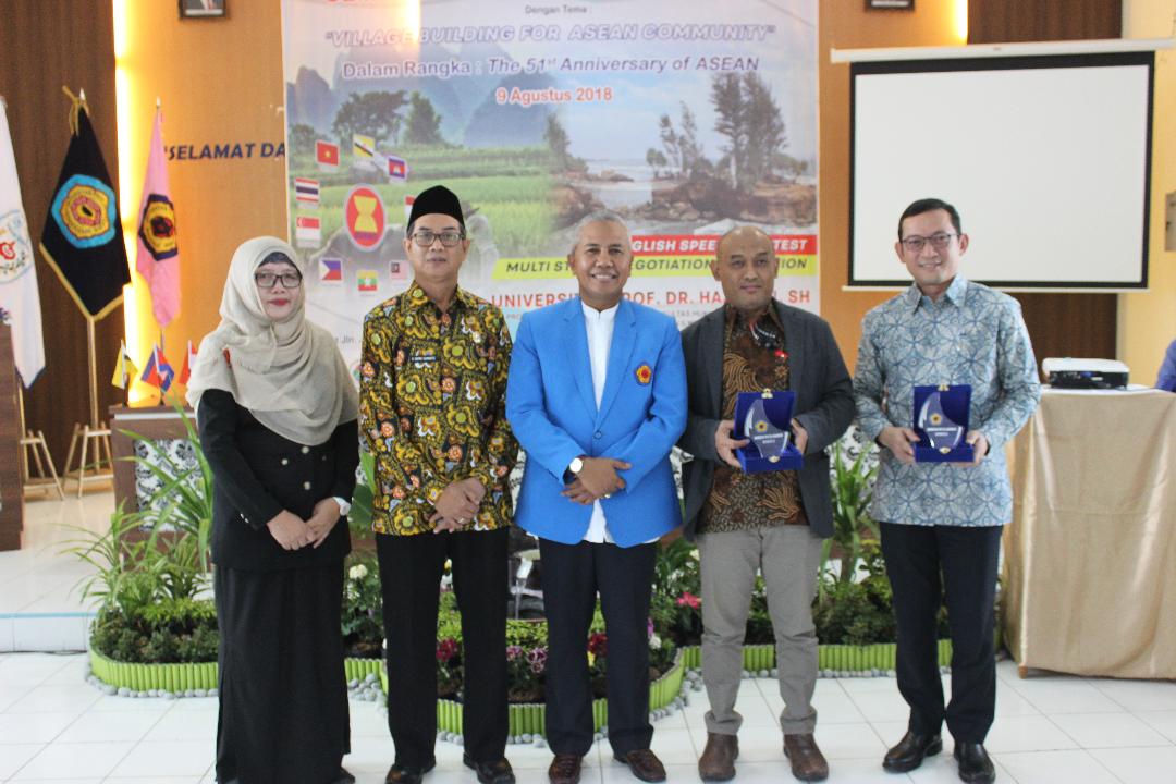 Seminar Nasional dan Workshop tema “Village Building For ASEAN Community” Suskes Digelar FISIP Unihaz