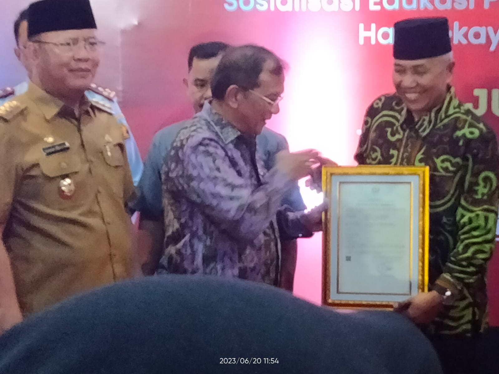 Unihaz Bengkulu Meraih Sertifikat Paten Sederhana untuk Mesin Penggiling Pakan Ikan Inovatif