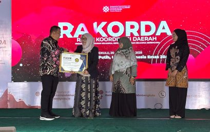 Universitas Prof. Dr. Hazairin, S.H. Terima Penghargaan Mitra Strategis Bangga Kencana 2025